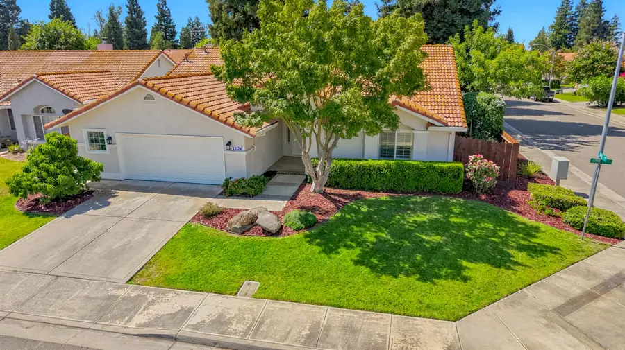1126 Sprig, Merced, CA 95340 - #3