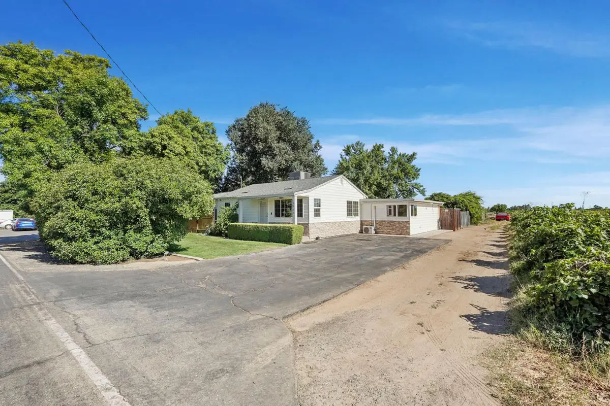 4921 E Hogan Lane, Lodi, CA 95240 - #1