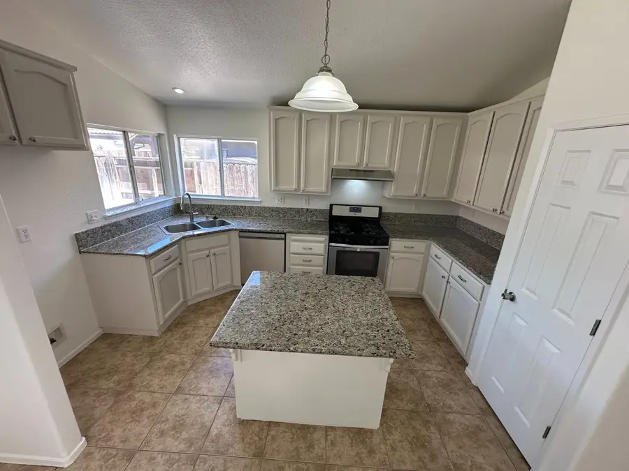 5837 Webb Street, Riverbank, CA 95367 - #2