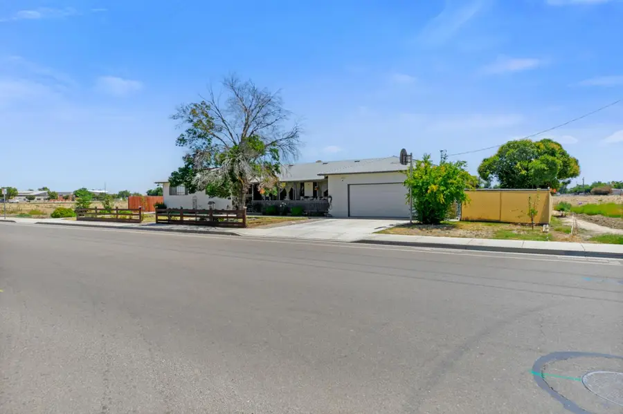 746 Miller Lane, Los Banos, CA 93635 - #2