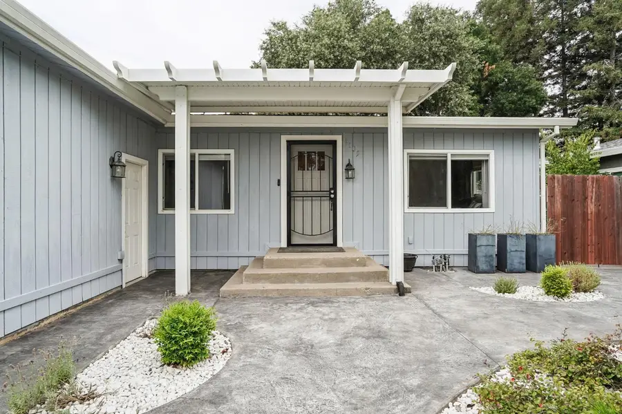 9105 Jonell Court, Elk Grove, CA 95624 - #3