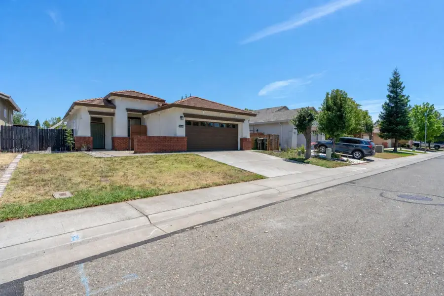10857 Bellone Way, Rancho Cordova, CA 95670 - #2