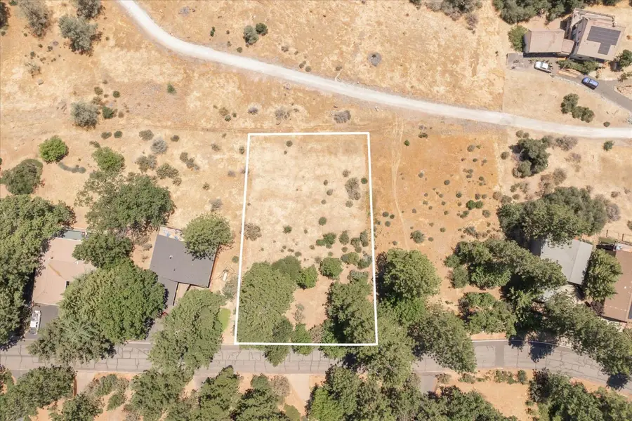 1202 Heather Drive, Murphys, CA 95247 - #2