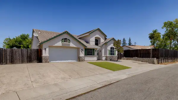 8583 Almond Bluff Court, Orangevale, CA 95662