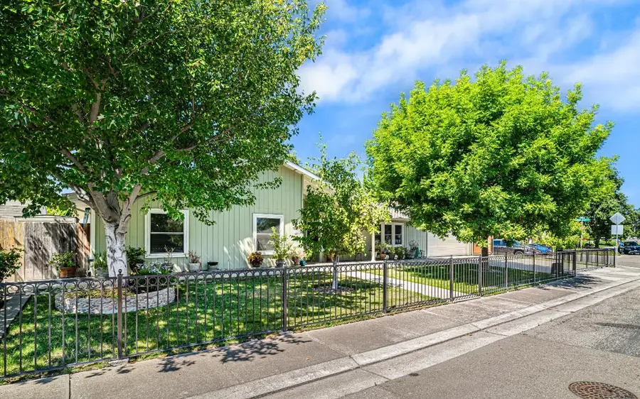 9713 Thornton Road, Stockton, CA 95209 - #3