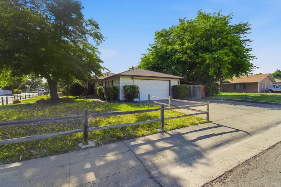 3820 Tavi Avenue, North Highlands, CA 95660 - #3