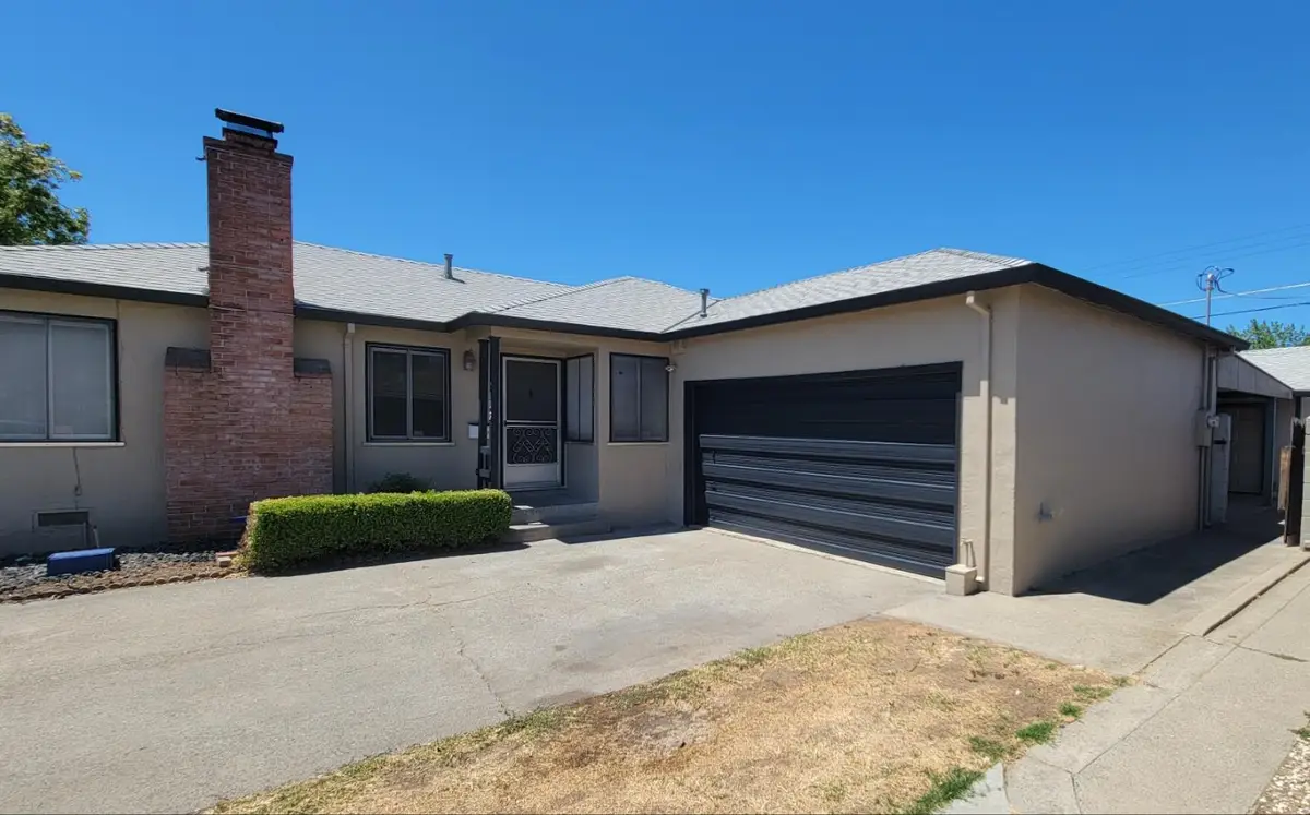 2113 Fruitridge Road, Sacramento, CA 95822 - #1