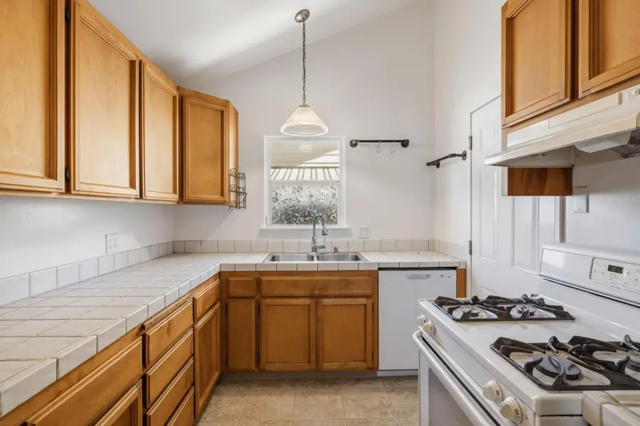 4328 62nd Street, Sacramento, CA 95820 - #2