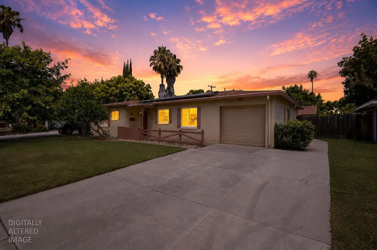 2439 W De Ovan Avenue, Stockton, CA 95204 - #1