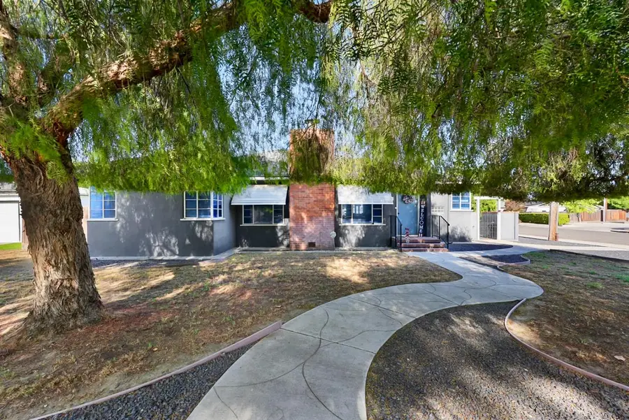 2110 Colorado Avenue, Turlock, CA 95382 - #2