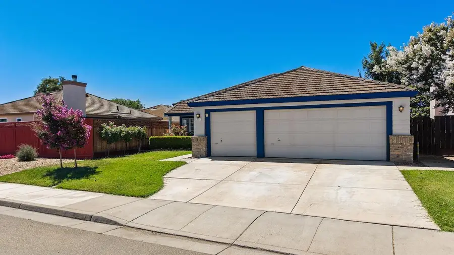 330 Fox Meadow Court, Tracy, CA 95376 - #3