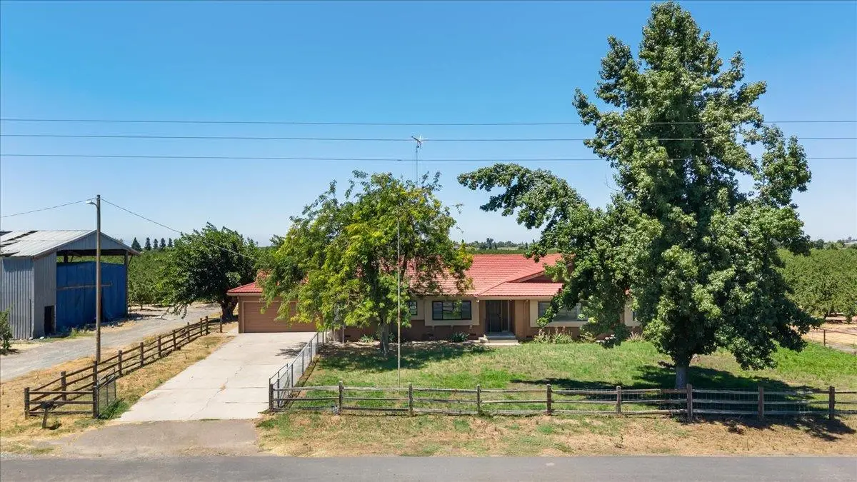 5737 Crow Road, Oakdale, CA 95361 - #1