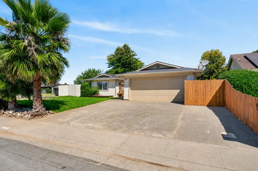 10951 Hirschfeld Way, Rancho Cordova, CA 95670 - #2