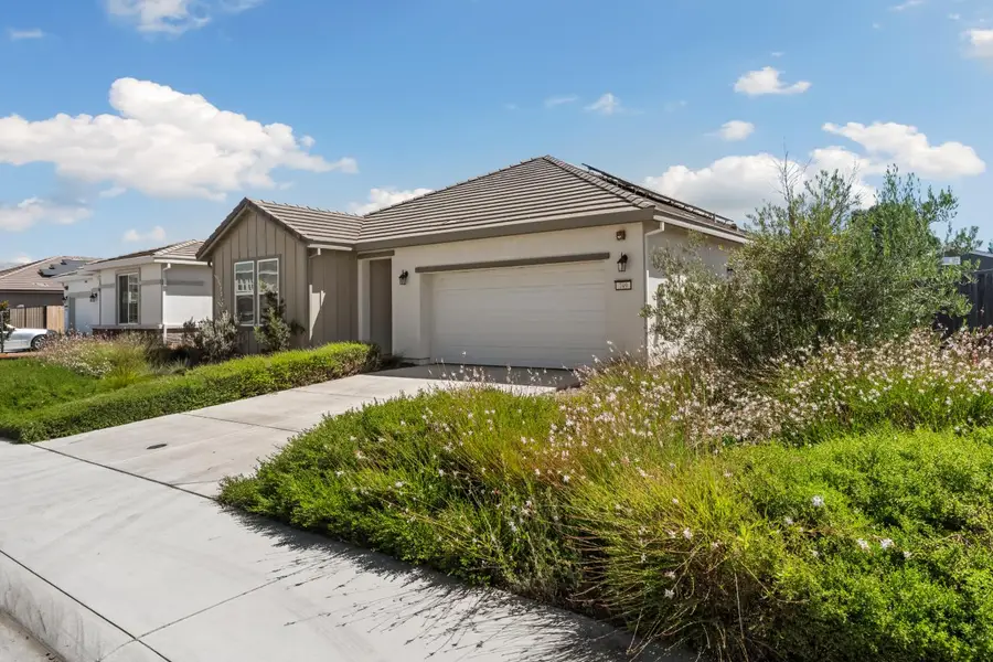 749 Creekview Circle, Galt, CA 95632 - #3