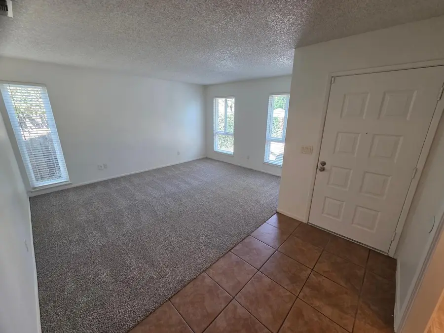 5689 Andrea Boulevard, Sacramento, CA 95842 - #3