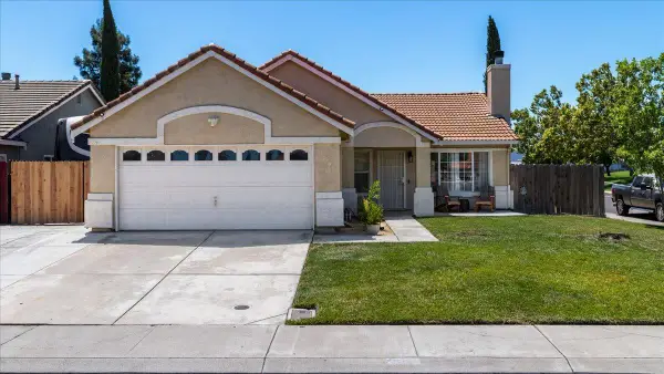 2616 Nemaha Way, Stockton, CA 95206