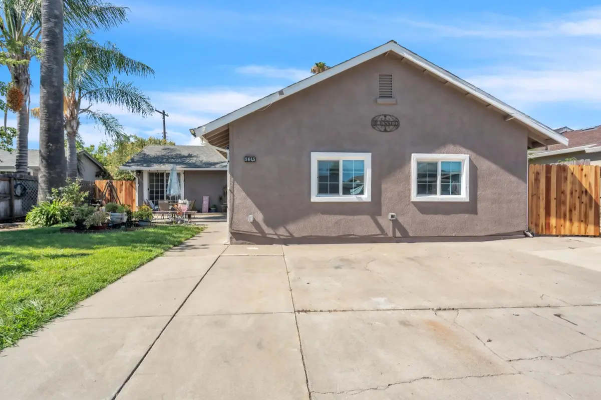 5615 48th Avenue, Sacramento, CA 95823 - #1