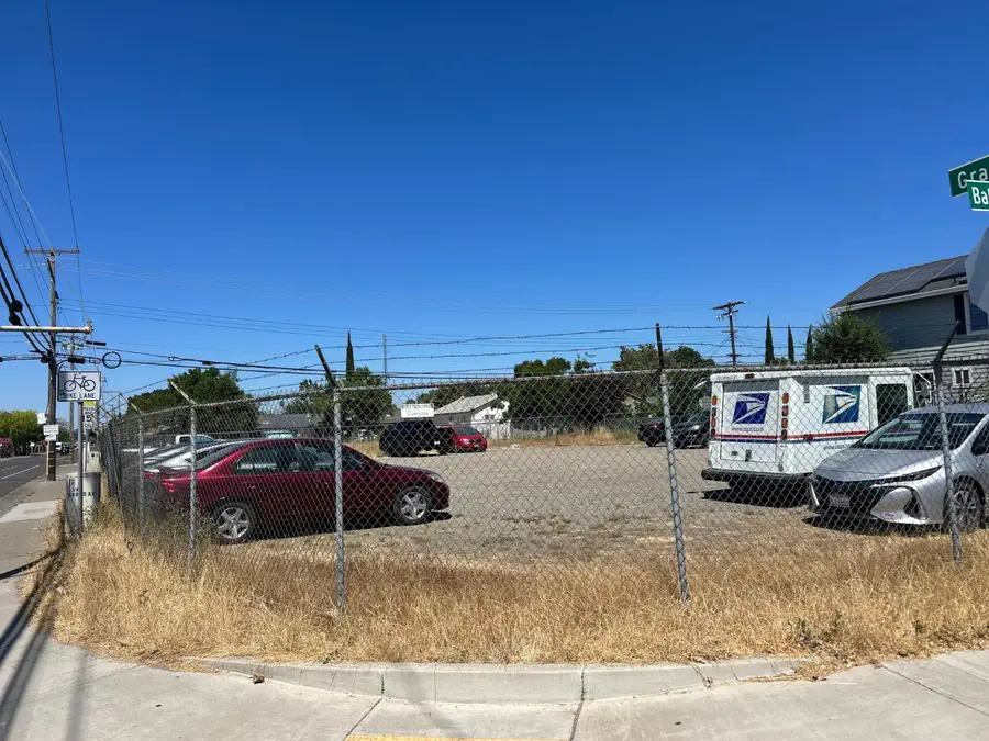 1541 Grand Avenue, Sacramento, CA 95838 - #2