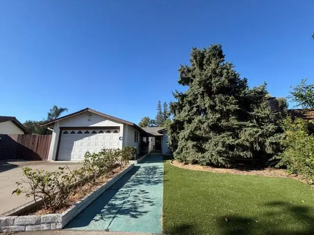 3304 Benton Circle, Modesto, CA 95350 - #3