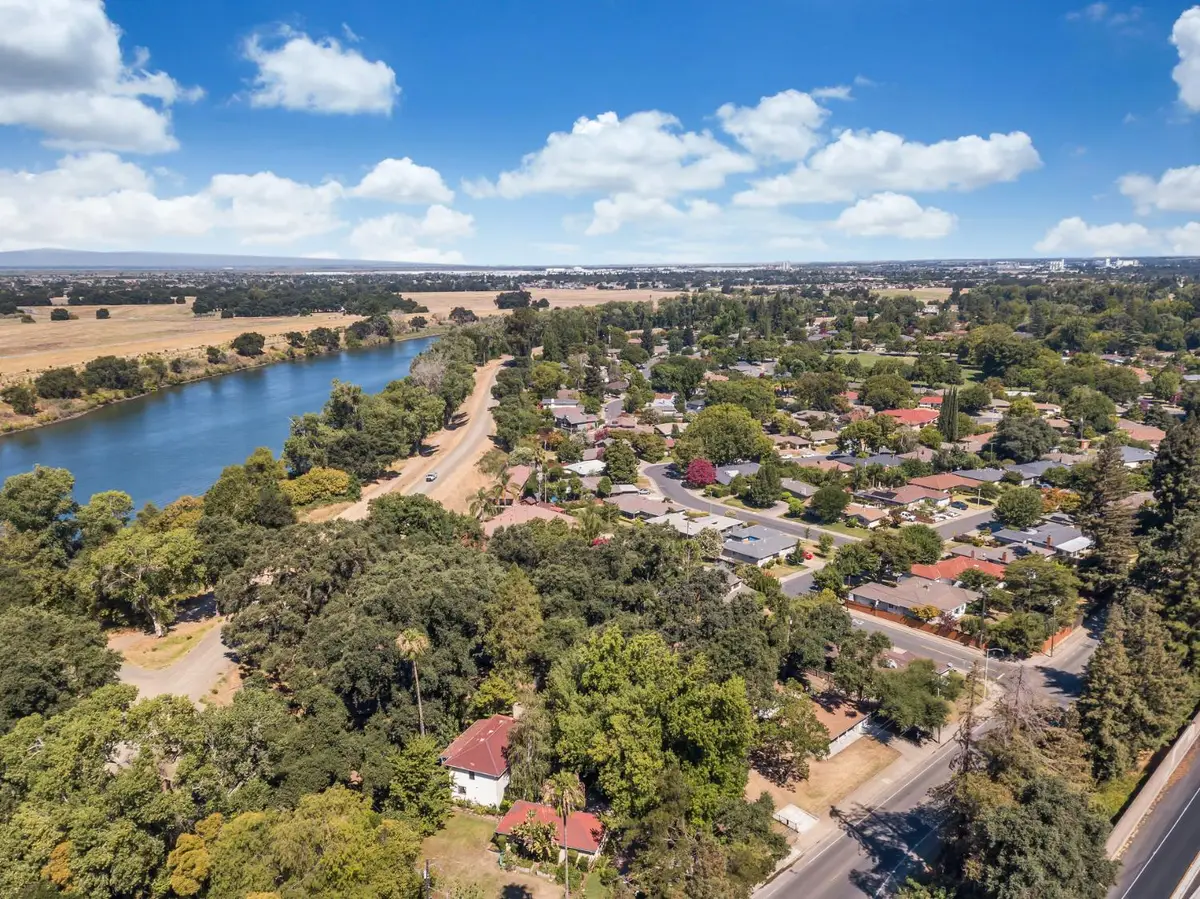 5720 Riverside Boulevard, Sacramento, CA 95822 - #1