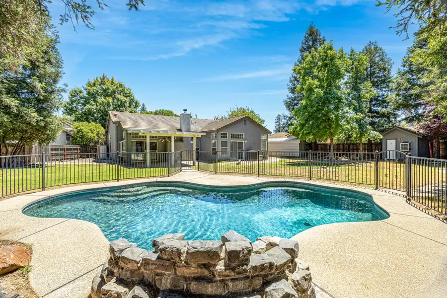 9282 Dever Circle, Elk Grove, CA 95624 - #2
