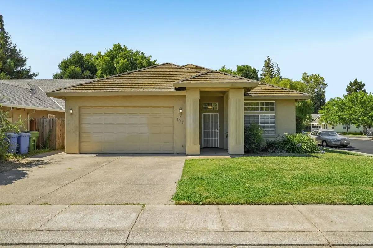 802 E Augusta Street, Woodbridge, CA 95258 - #1