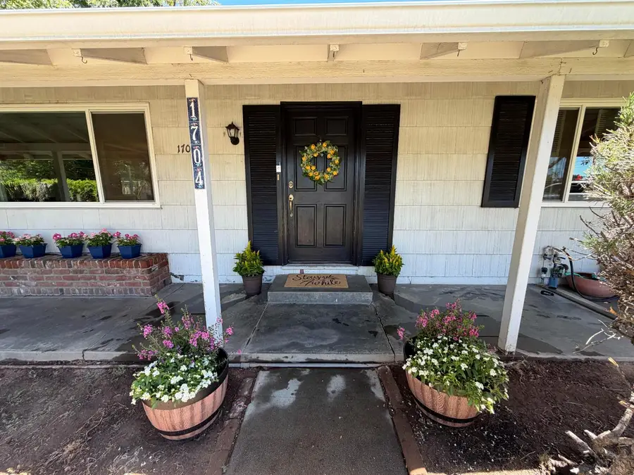 1704 Devonshire Road, Sacramento, CA 95864 - #2
