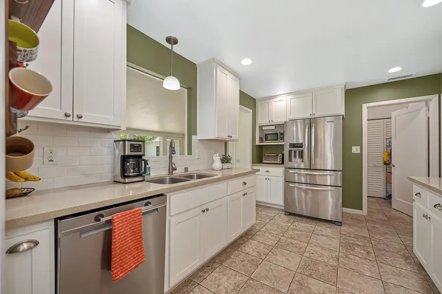 1704 Devonshire Road, Sacramento, CA 95864 - #3
