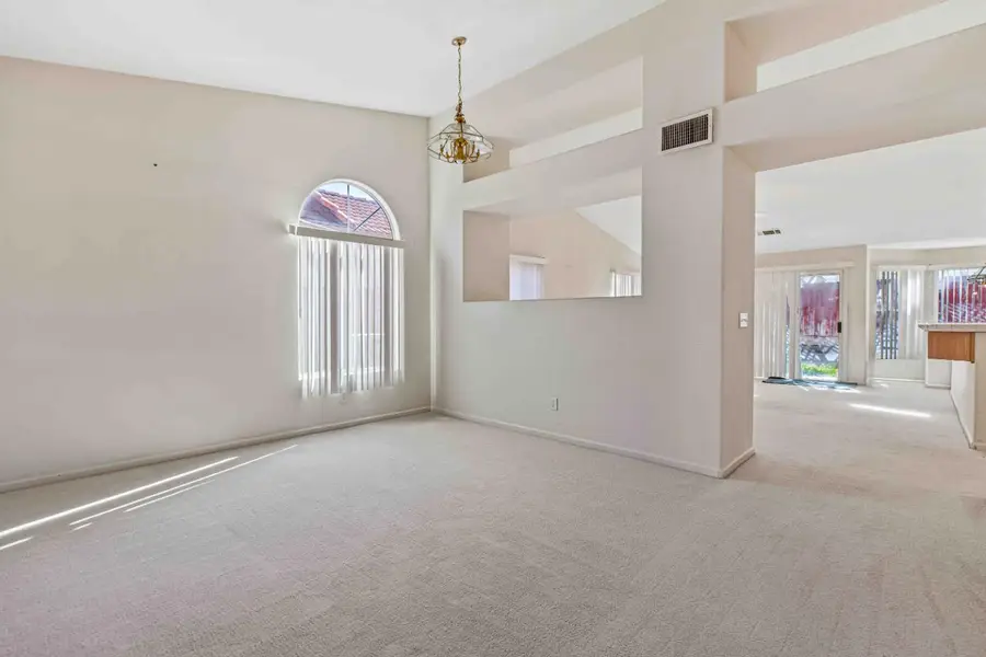 621 Vine Street, Los Banos, CA 93635 - #3