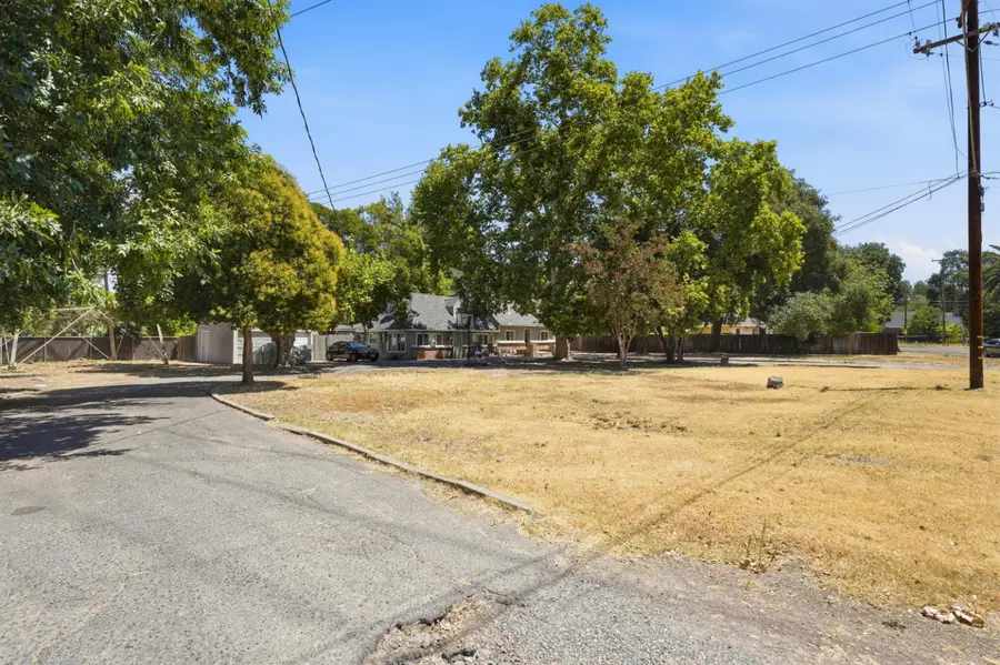 1933 Los Robles Boulevard, Sacramento, CA 95838 - #2