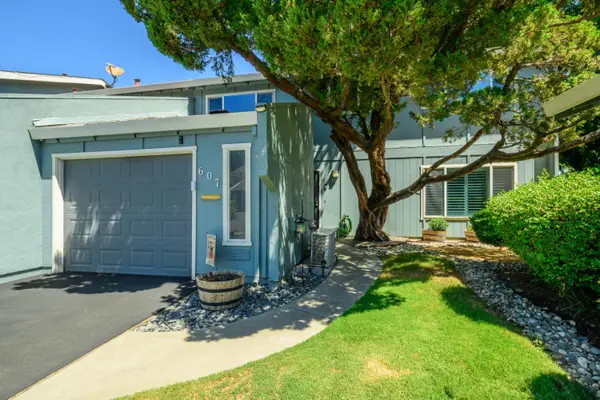 607 Knollwood Drive, Woodland, CA 95695