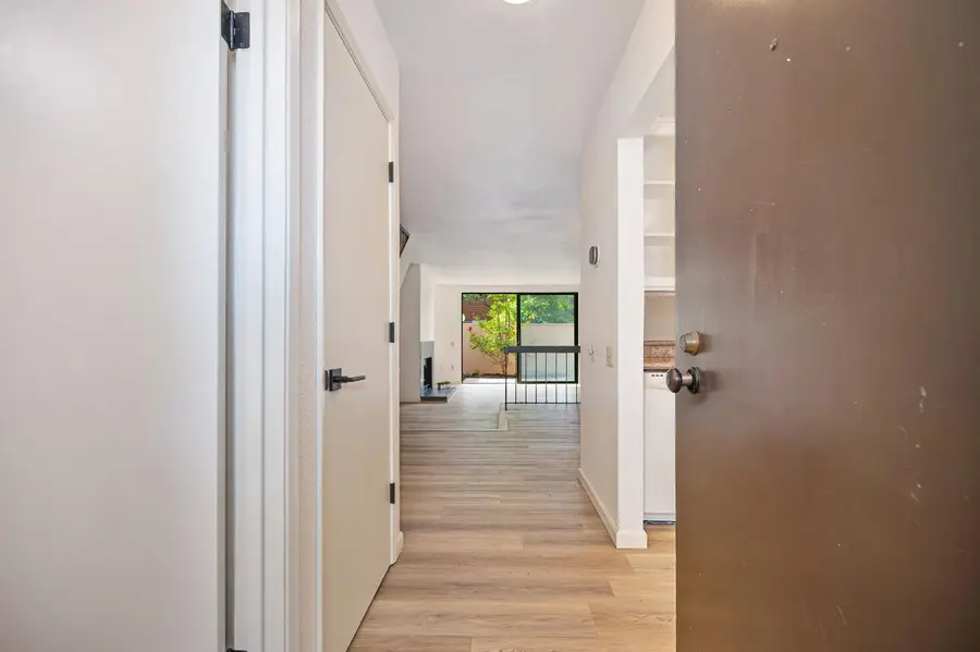 891 Woodside Lane #2, Sacramento, CA 95825 - #2