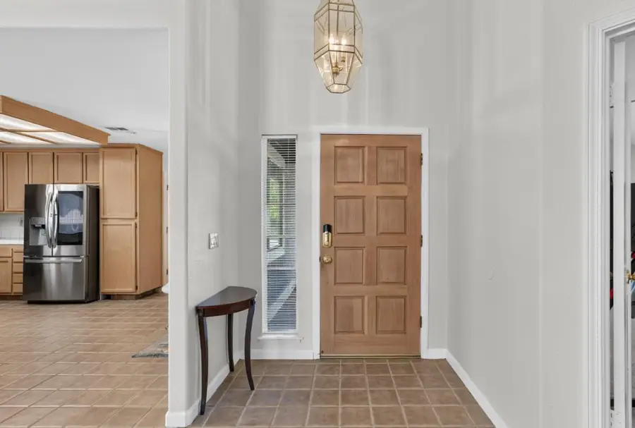 4923 Shady Leaf Way, Sacramento, CA 95838 - #3