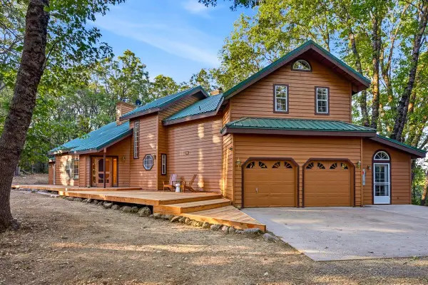 17525 Lazy Dog Road, Nevada City, CA 95959