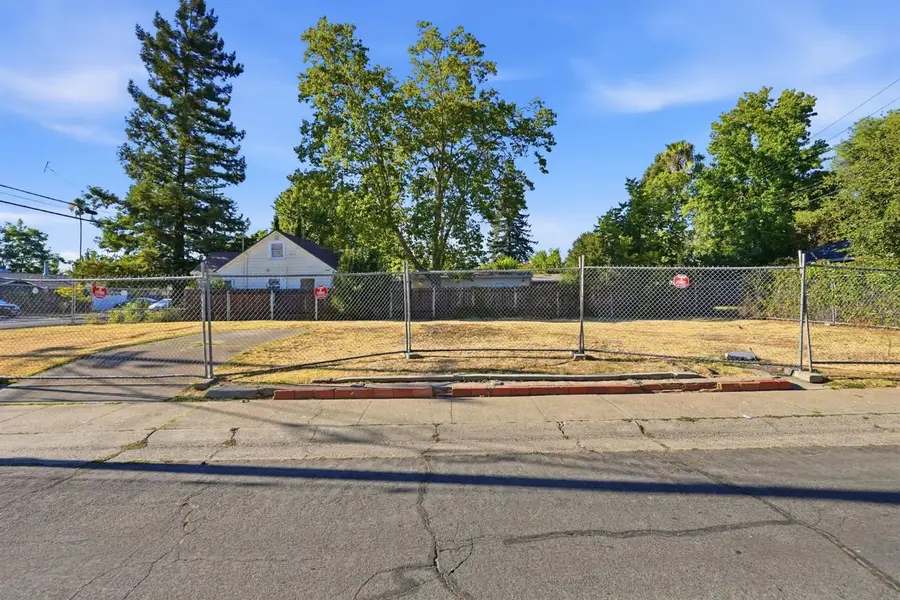 3959 58th Street, Sacramento, CA 95820 - #2