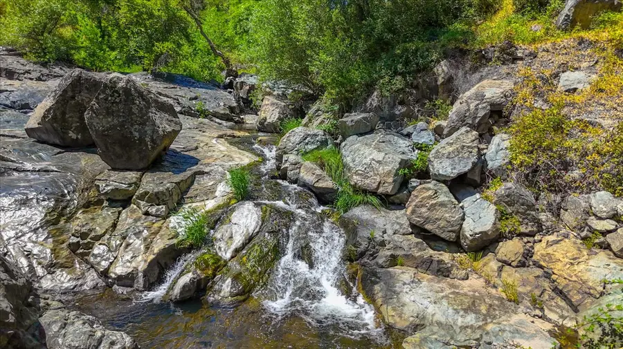 16300 Kiwi Road, Grass Valley, CA 95949 - #3