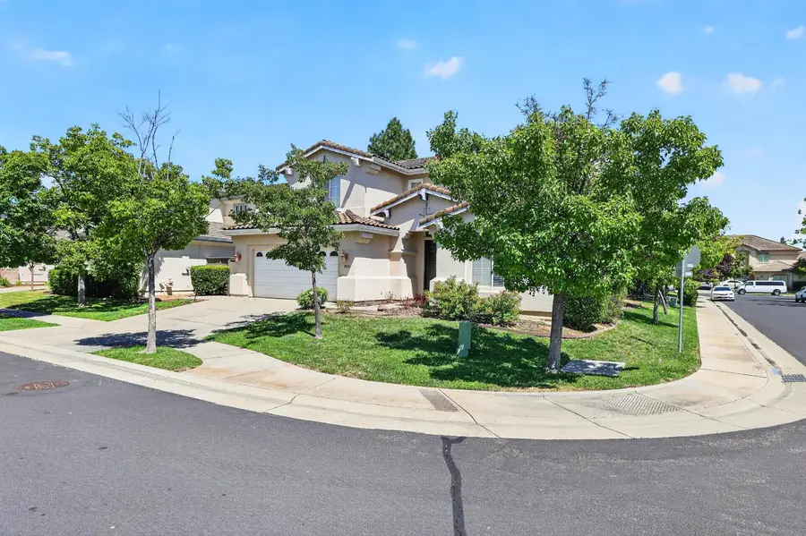 9845 Bobbell Drive, Elk Grove, CA 95757 - #3