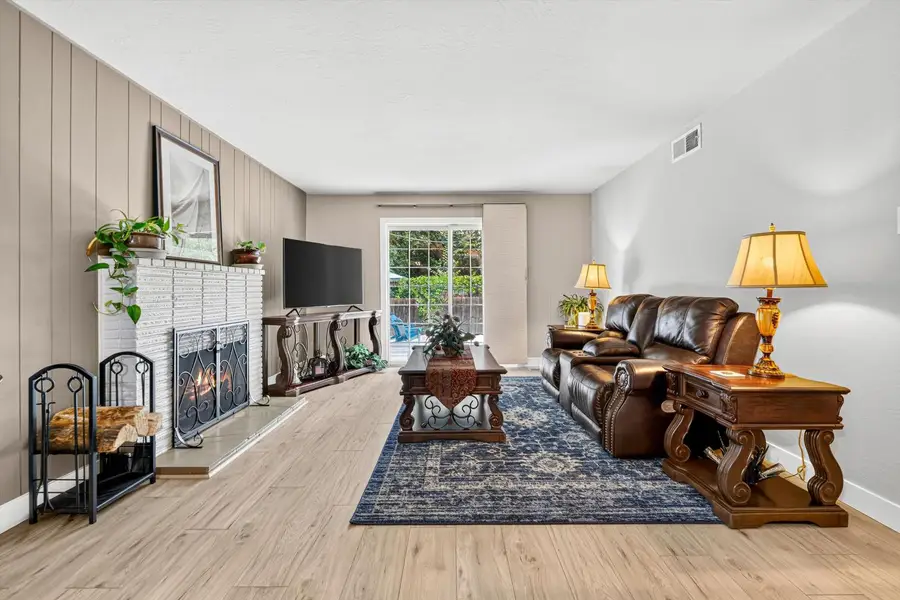 6031 Remington Avenue, Carmichael, CA 95608 - #3
