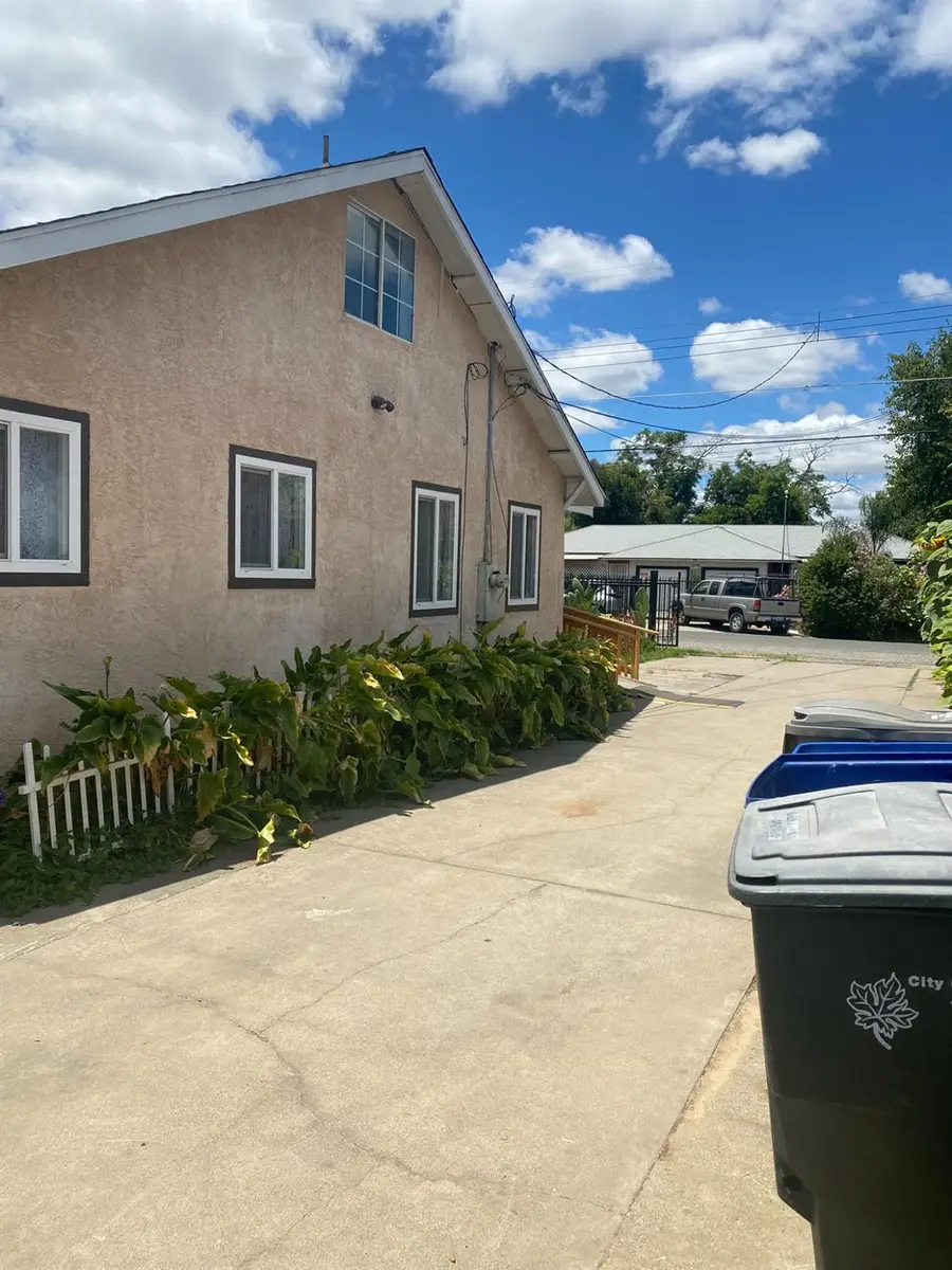 2940 Connie Drive, Sacramento, CA 95815 - #2