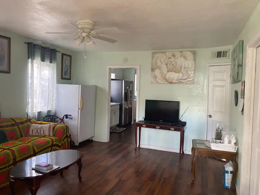 2940 Connie Drive, Sacramento, CA 95815 - #3