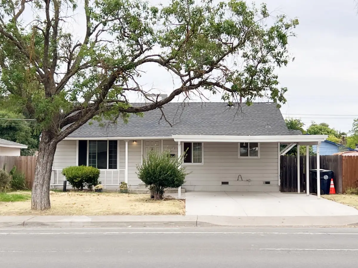 6121 24th Street, Sacramento, CA 95822 - #1