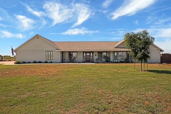 1844 W Highway12, Lodi, CA 95242
