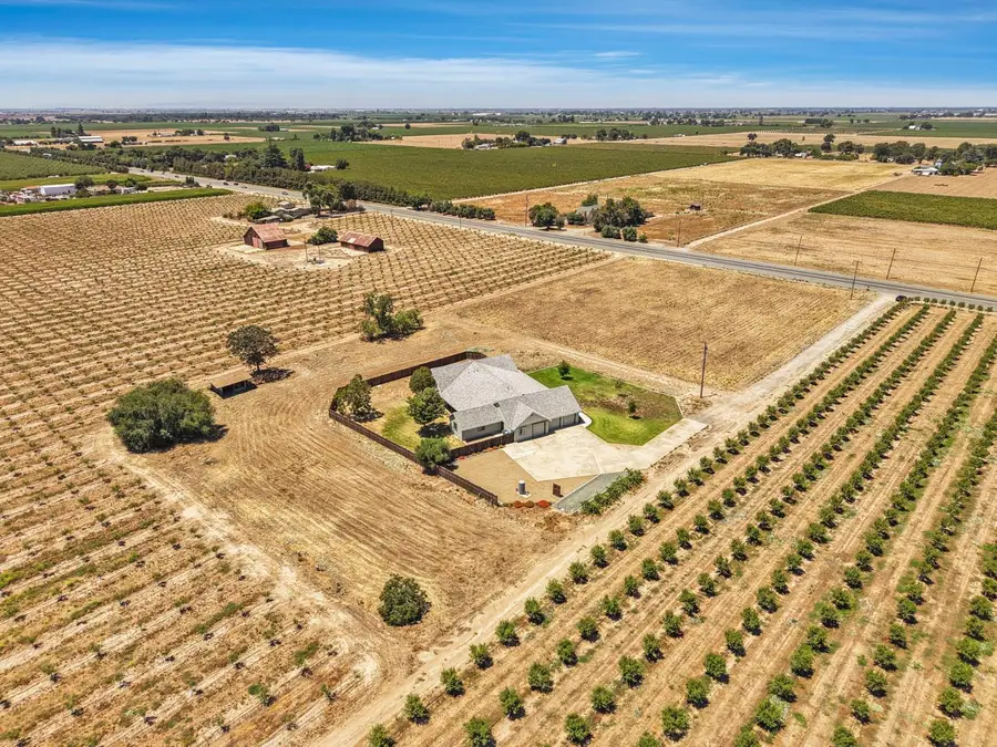 1844 W Highway12, Lodi, CA 95242 - #3