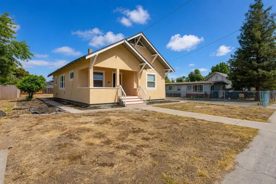 324 Church Avenue, Oakdale, CA 95361 - #2