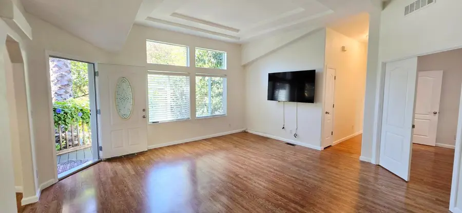211 Full Circle, Davis, CA 95618 - #3
