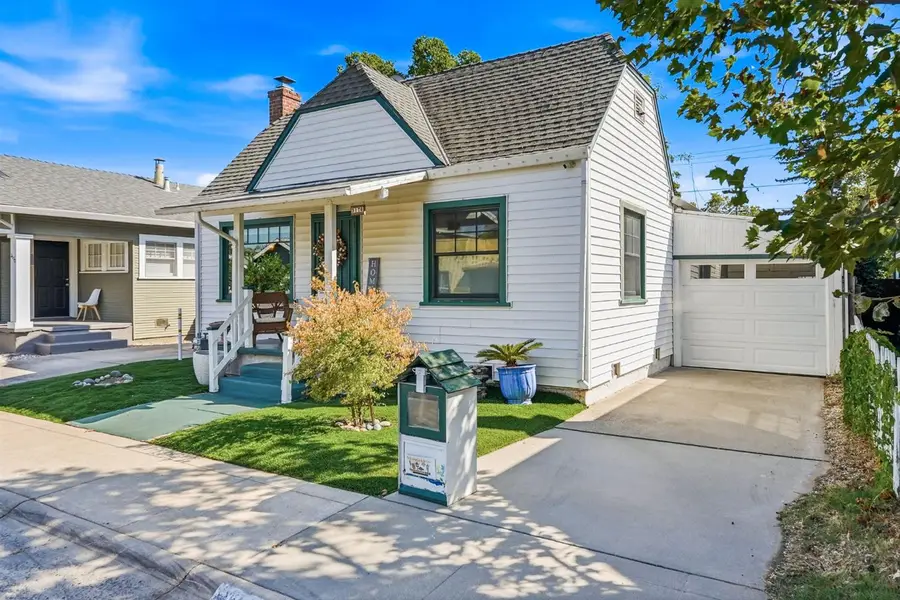 3170 Carly Way, Sacramento, CA 95816 - #2