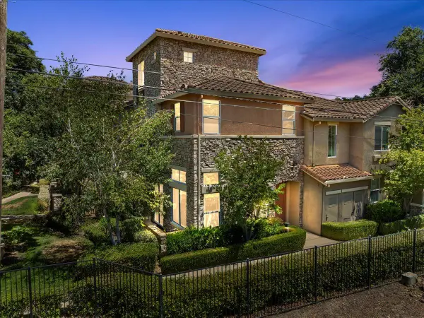 2580 W El Camino Avenue #11101, Sacramento, CA 95833