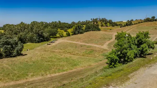 10371 Highway 124, Ione, CA 95640