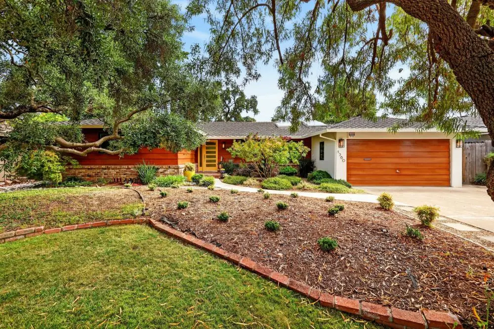 1360 Grant Lane, Sacramento, CA 95822 - #1