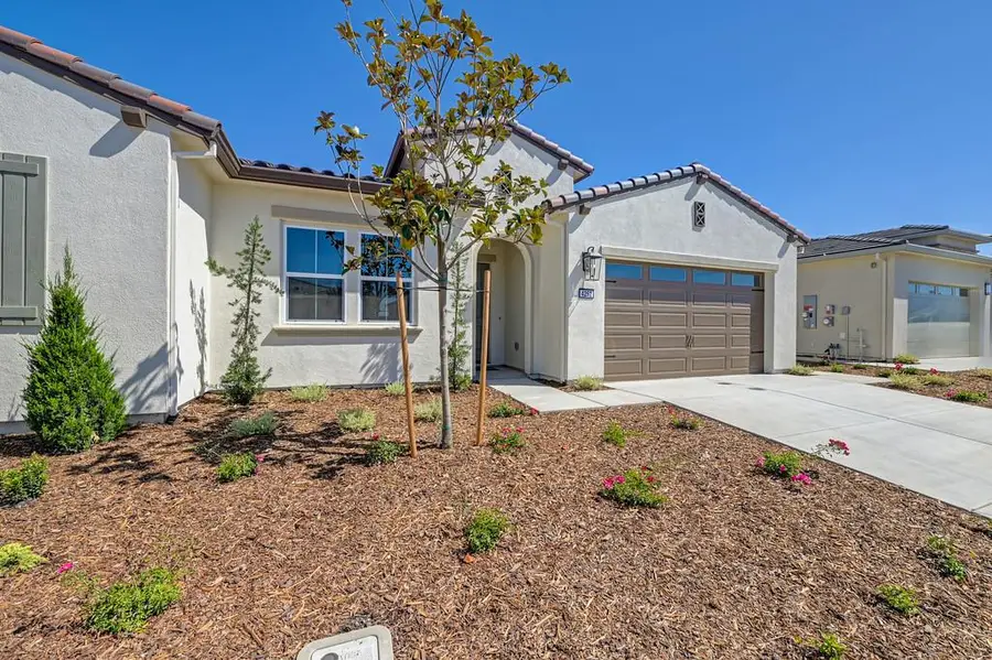 4252 Meadow Crest Drive, Folsom, CA 95630 - #3